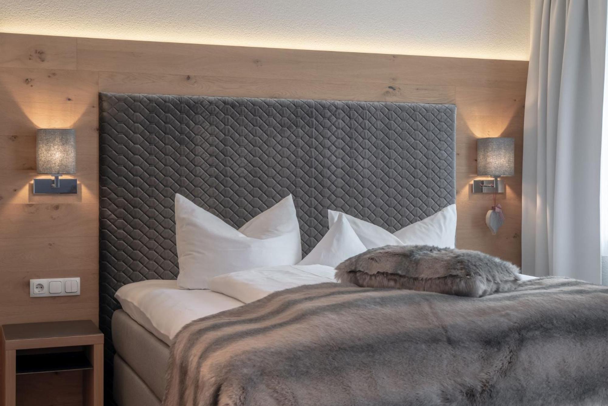 Post Hotel Paznaun See Ngoại thất bức ảnh