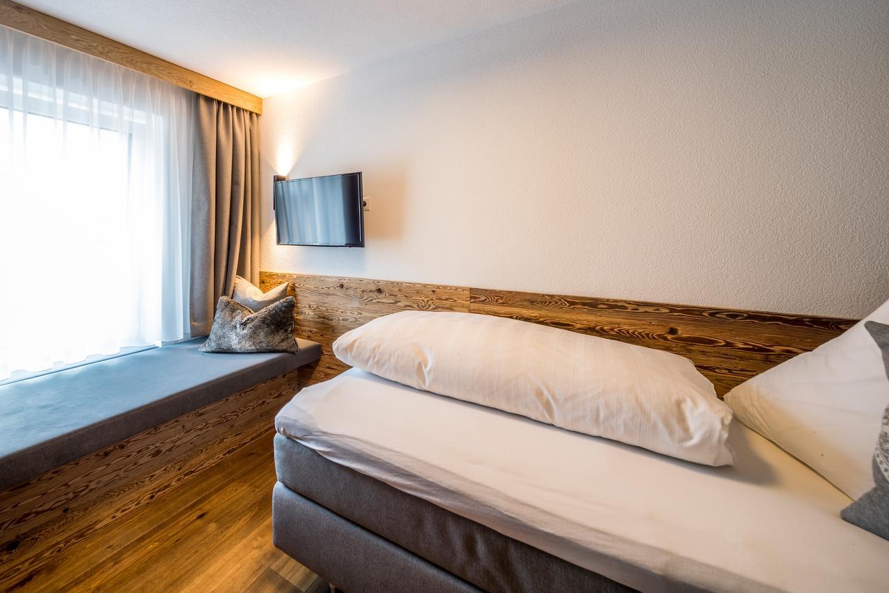 Post Hotel Paznaun See Ngoại thất bức ảnh