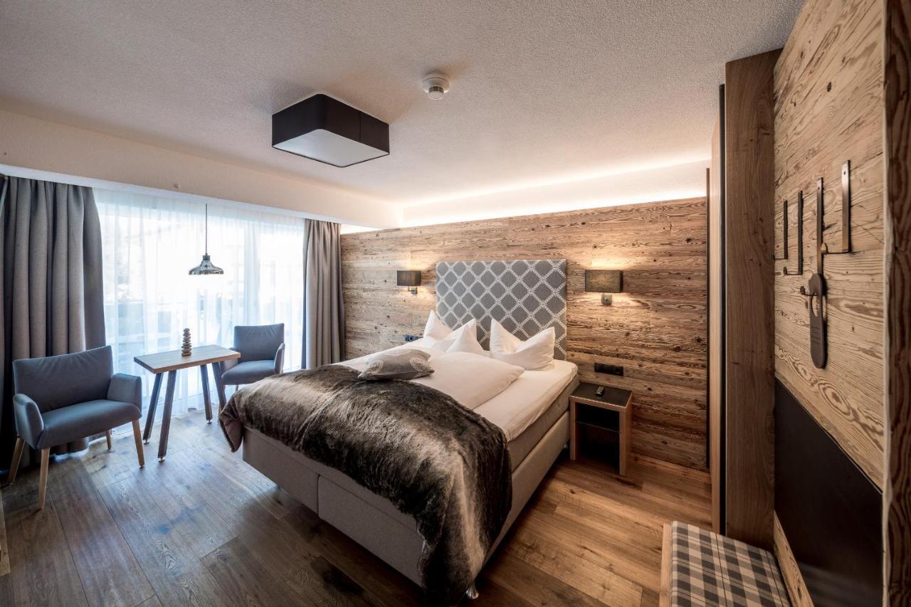 Post Hotel Paznaun See Ngoại thất bức ảnh